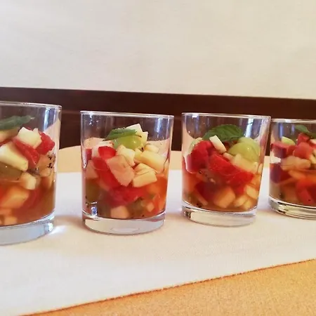 Bed & Breakfast Garni Weisser Wolf -